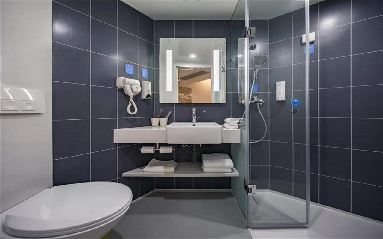Bathroom 3, Hanting Hotel Wuhan Wangjiawan Sixin Avenue Metro Station, Wuhan