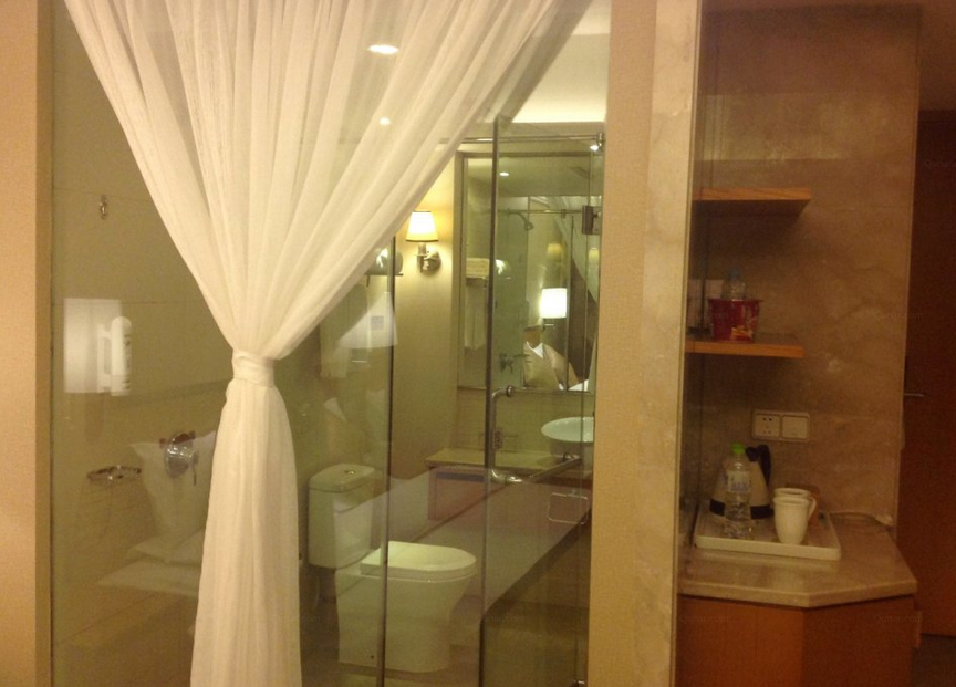 Bathroom, Banshan Hotel, Yichang