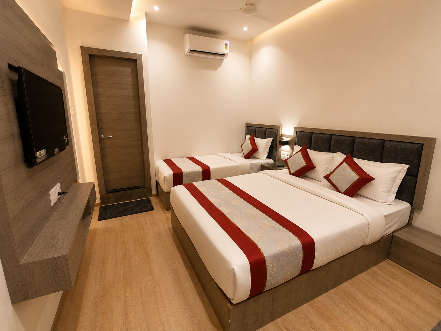 Bedroom 3, Hotel Beverly Palace Santacruz - Near U S Consulate and Near BKC, Mumbai Suburban