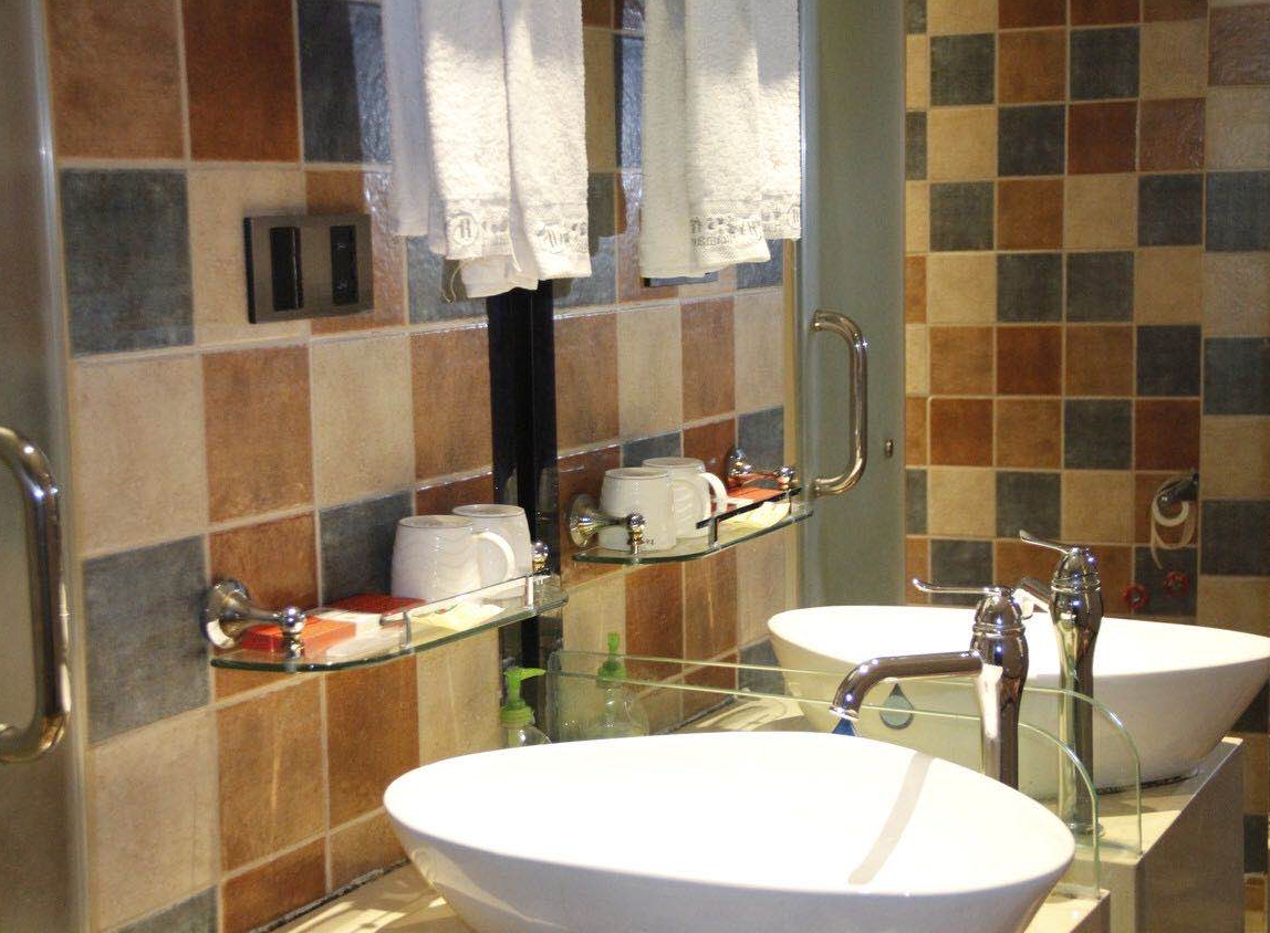 Bathroom 3, Huamao Business Hotel(Zhongsheng Plaza), Taizhou