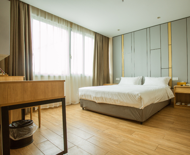 Bedroom 2, Starway Hotel Wuxi East Railway Station Anzhen, Wuxi