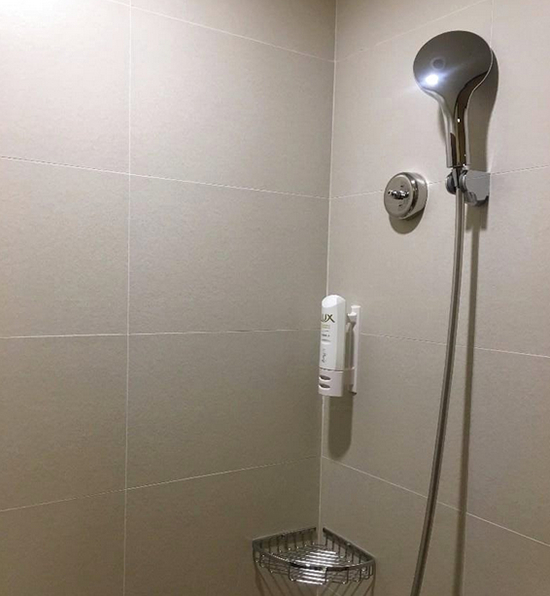 Bathroom, Ji Hotel (Jiayuguan Pedestrian Street), Jiayuguan