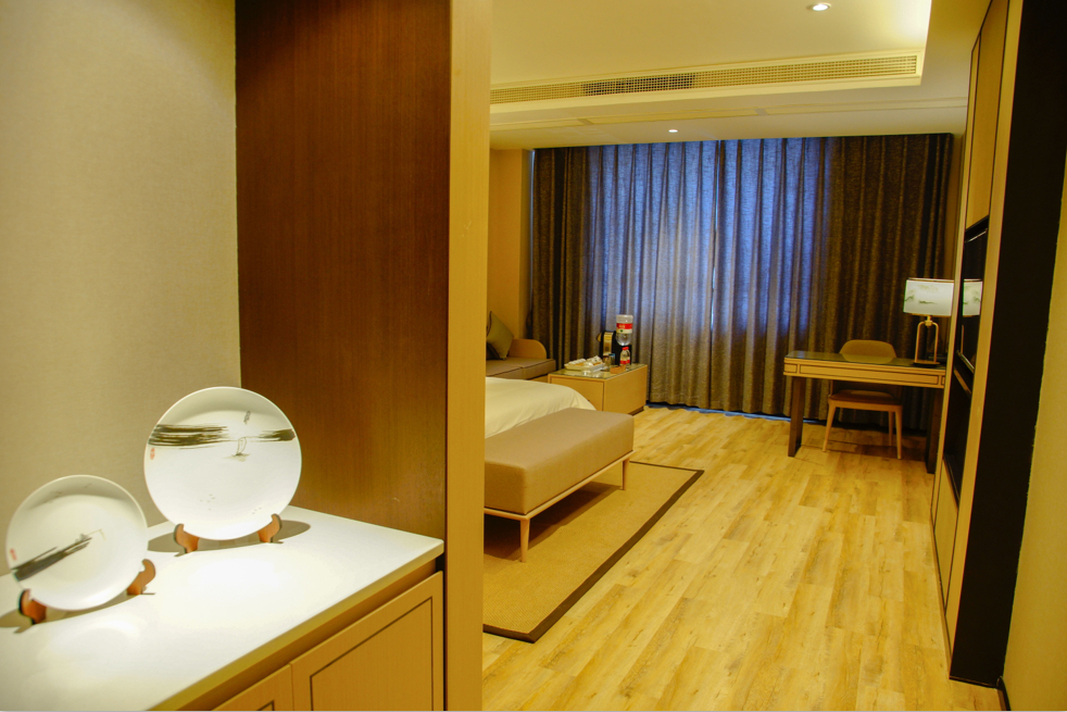 Bedroom 2, Bo'an Hotel, Luzhou