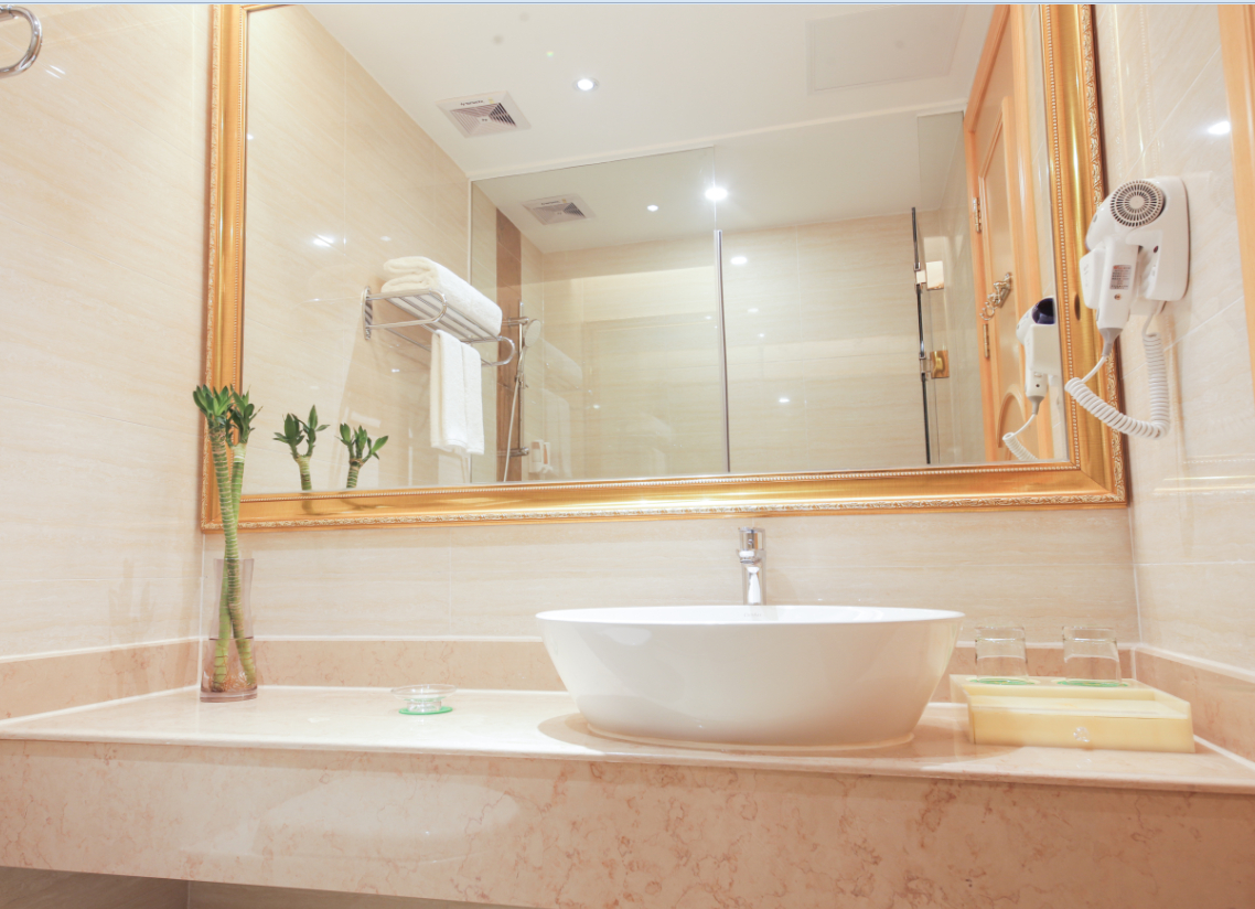 Bathroom 3, Vienna International Hotel Maoming Dianbai Wanda Plaza, Maoming