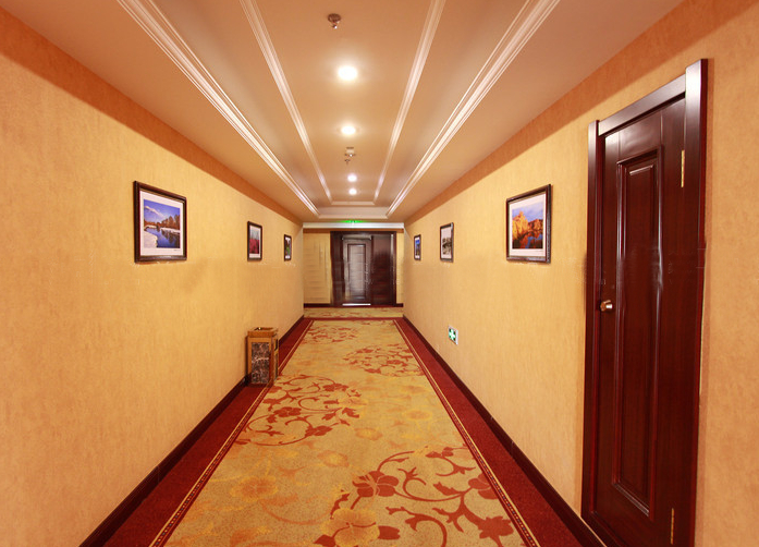 Others, Xingang Hotel, Hulunbuir