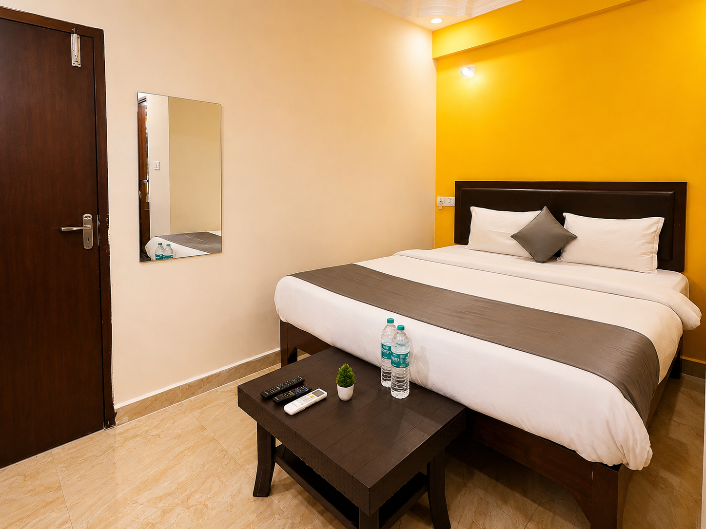 Bedroom 2, Hotel Candolim Aloft, North Goa