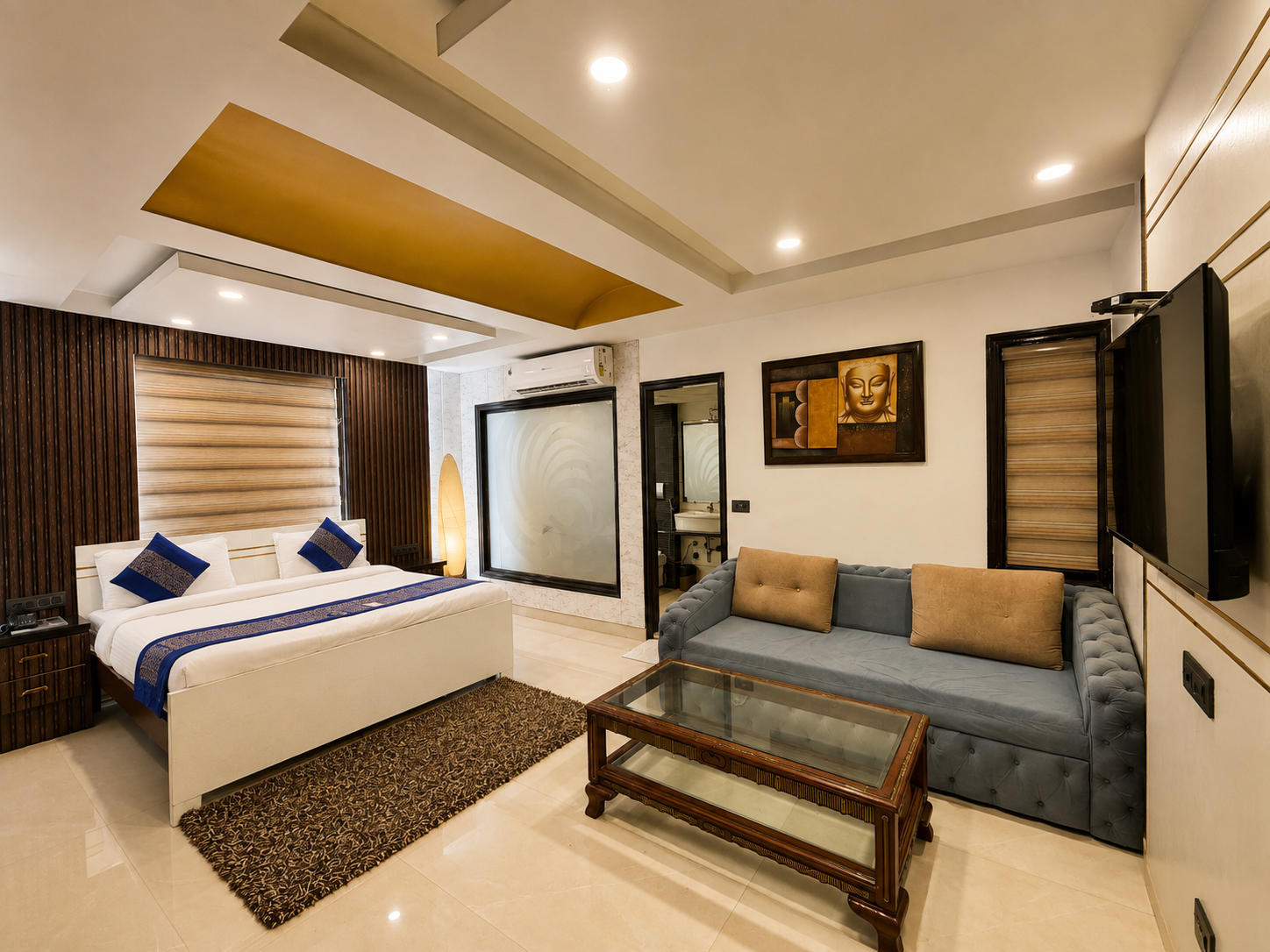 Bedroom 3, Hotel Daanish Residency, Delhi
