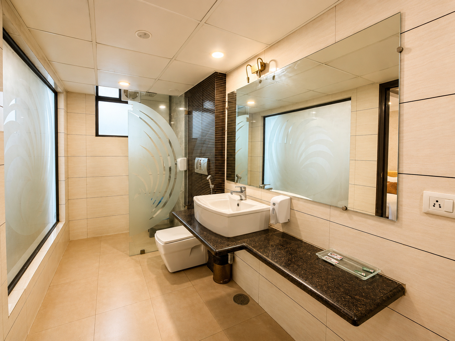 Bathroom, Hotel Daanish Residency, Delhi