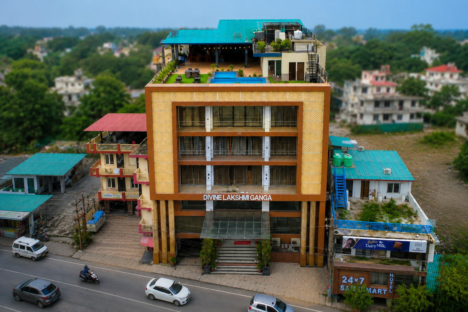 Exterior & Views, Hotel Divine Lakshmi Ganga, Garhwal