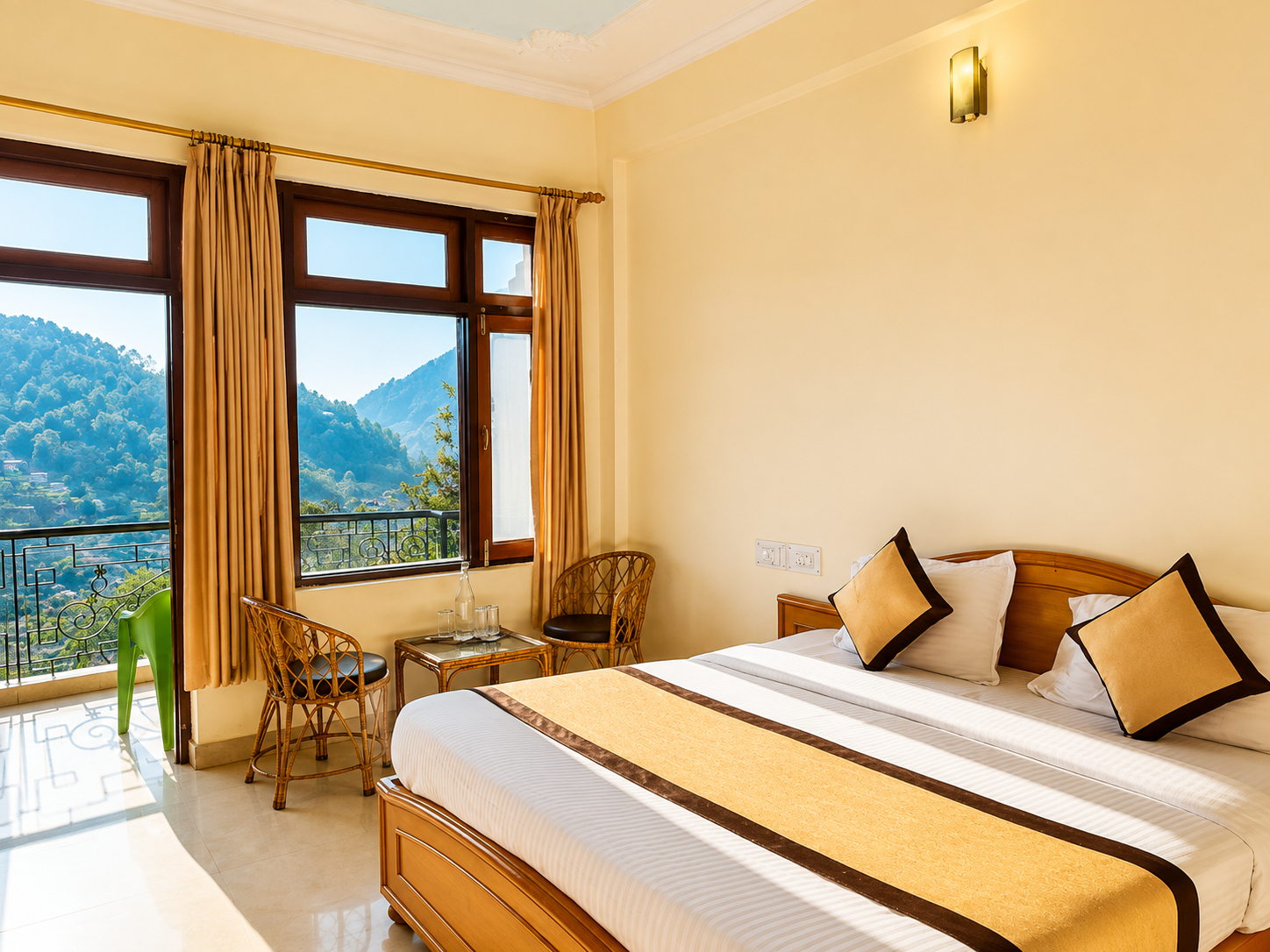 Bedroom 5, Goroomgo Sapphire Inn Nainital Near Kainchi Dham Temple, Nainital