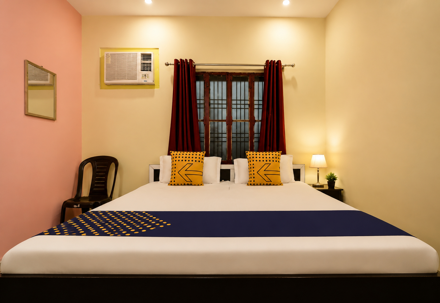 Bedroom, Hotel Tourist, Sitapur