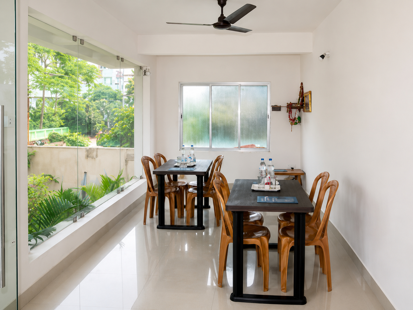 Food & Drinks, Goroomgo Sands Bay Puri, Puri