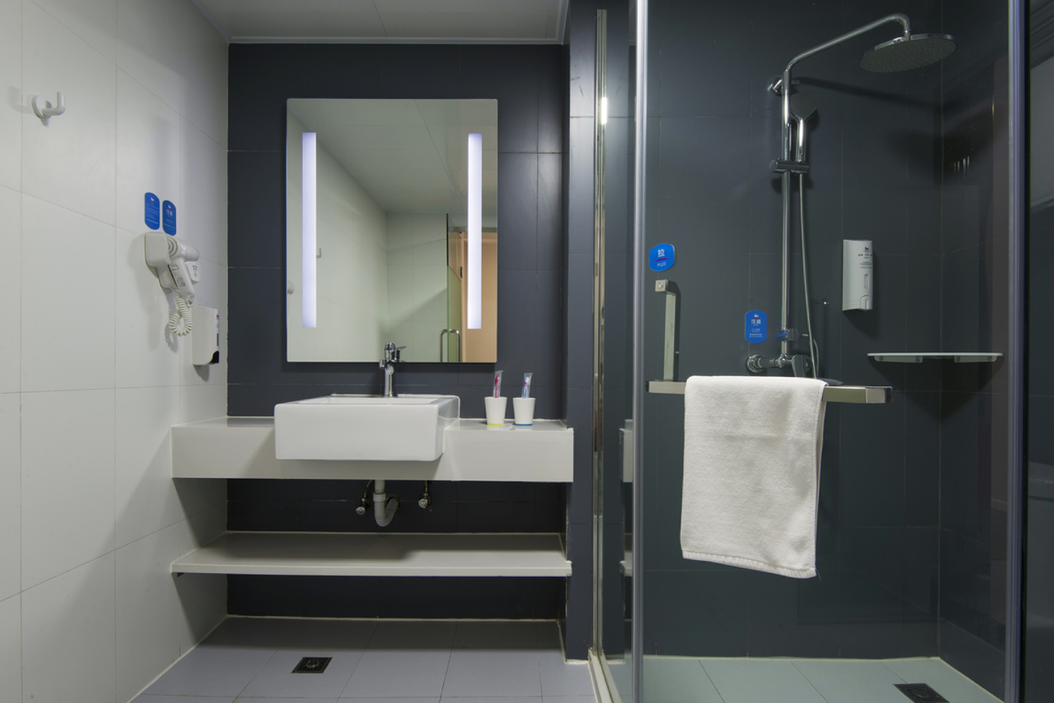 Bathroom 3, Hanting Hotel Kunming Changshui Airport Dabanqiao, Kunming