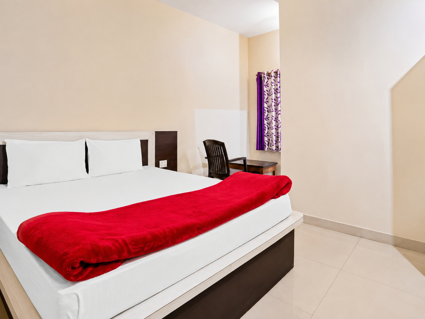 Bedroom 1, Hotel Seascape, Puri