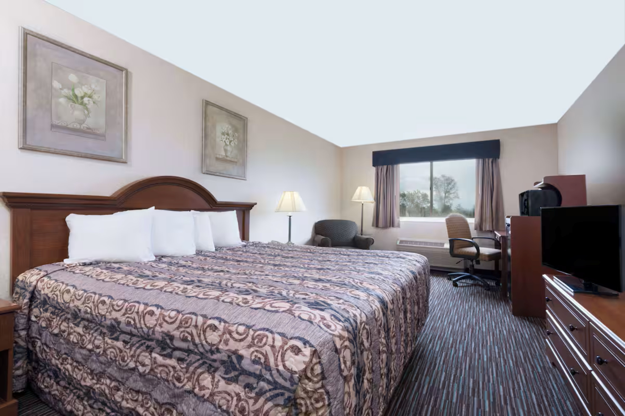 Bedroom 3, Baymont by Wyndham Columbus/Rickenbacker, Franklin