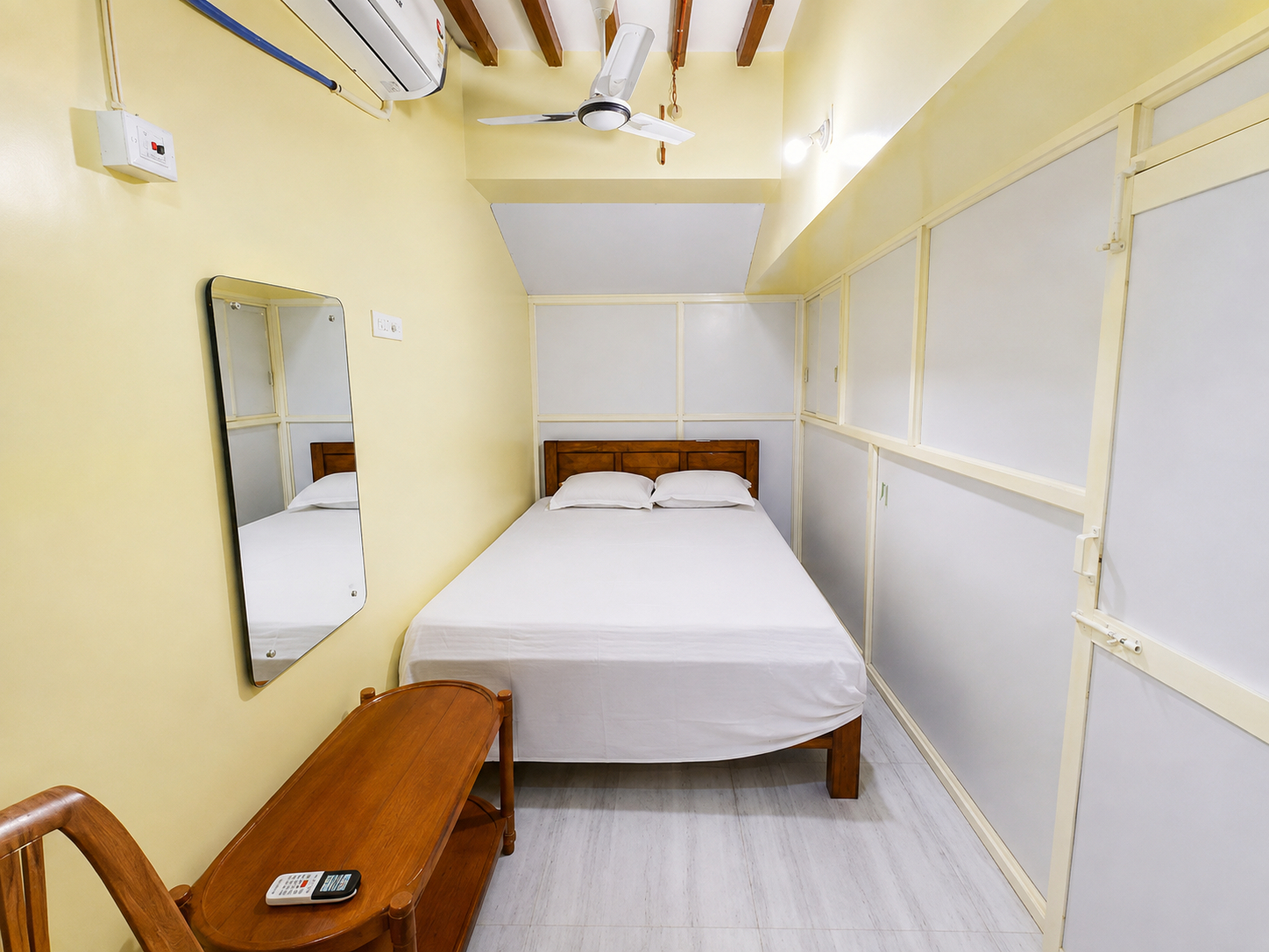 Bedroom 4, Goroomgo Anand Atithi Bhawan Puri, Puri