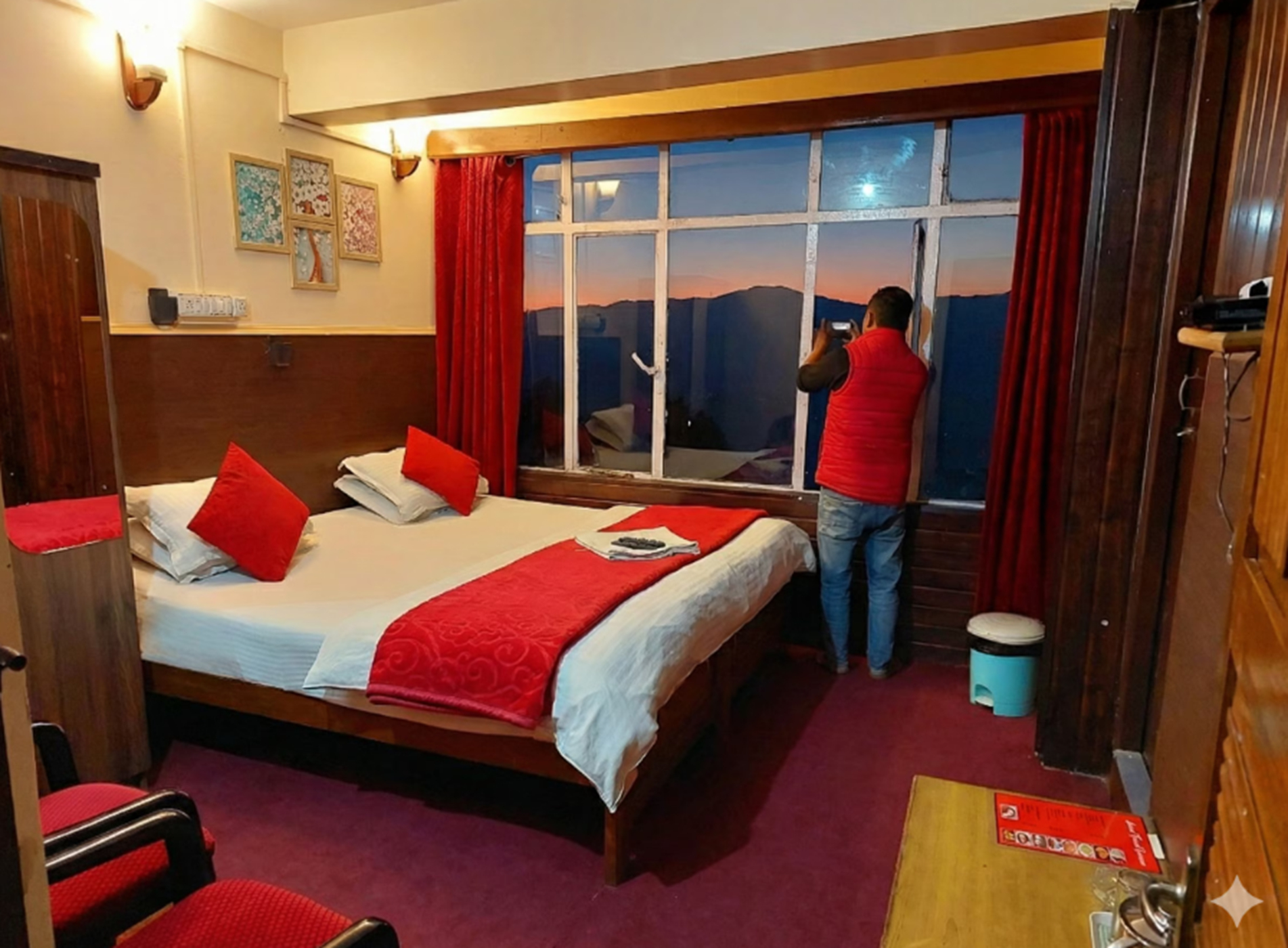 Bedroom, Crown ville guest house , Darjiling
