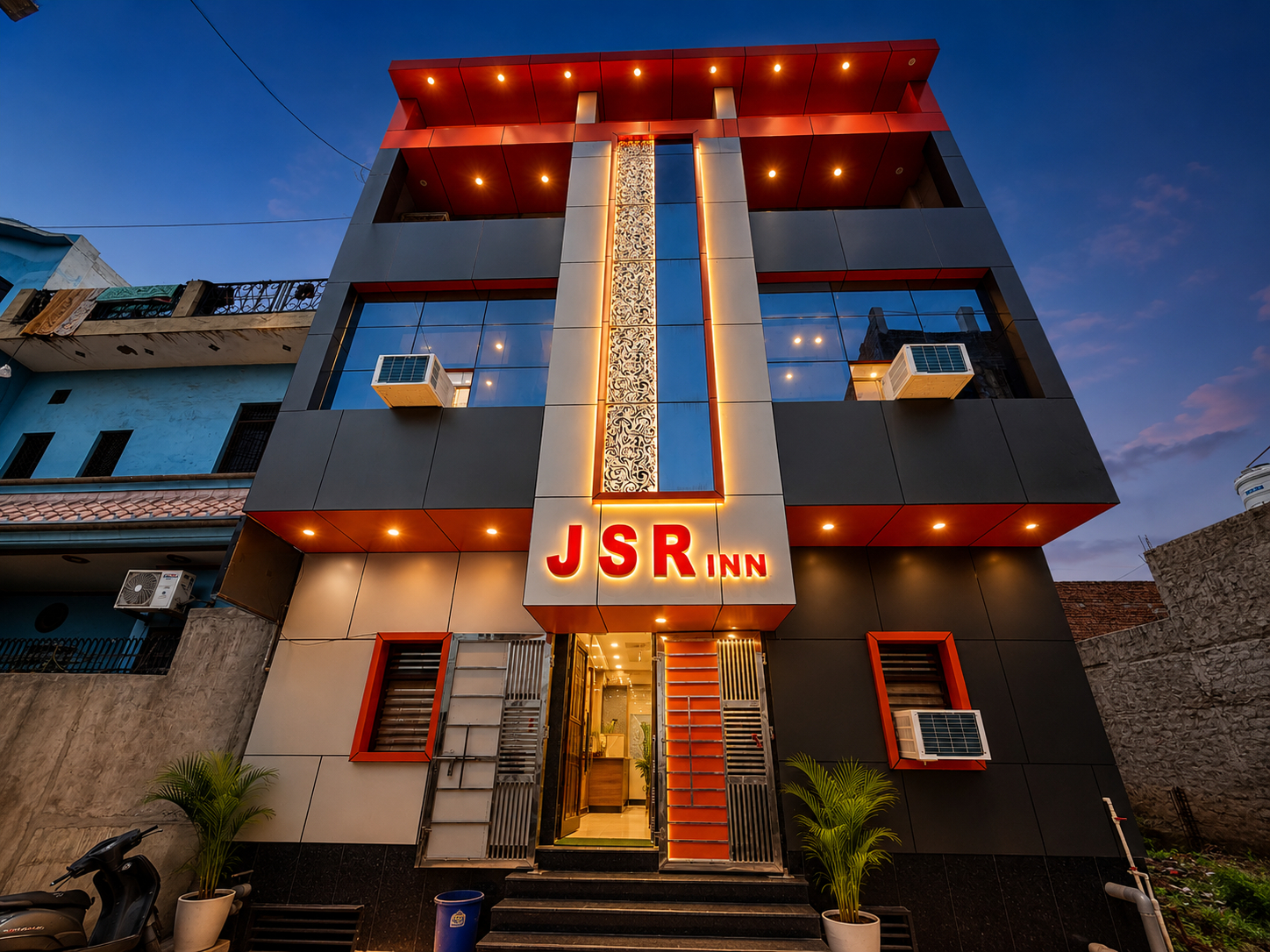 Entrance 3, Jsr inn, Mathura