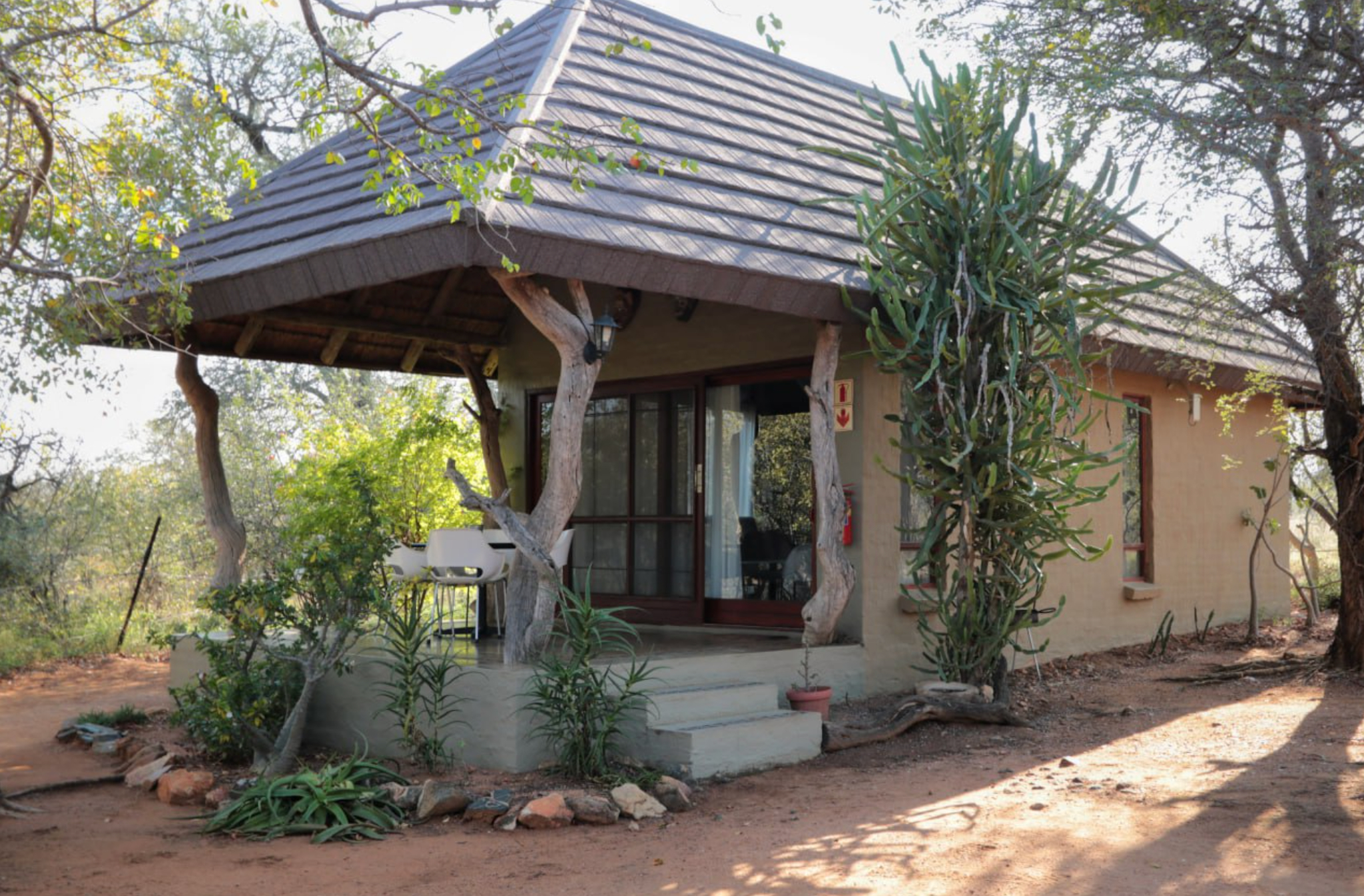 Exterior & Views 2, Tshukudu Game Lodge, Mopani
