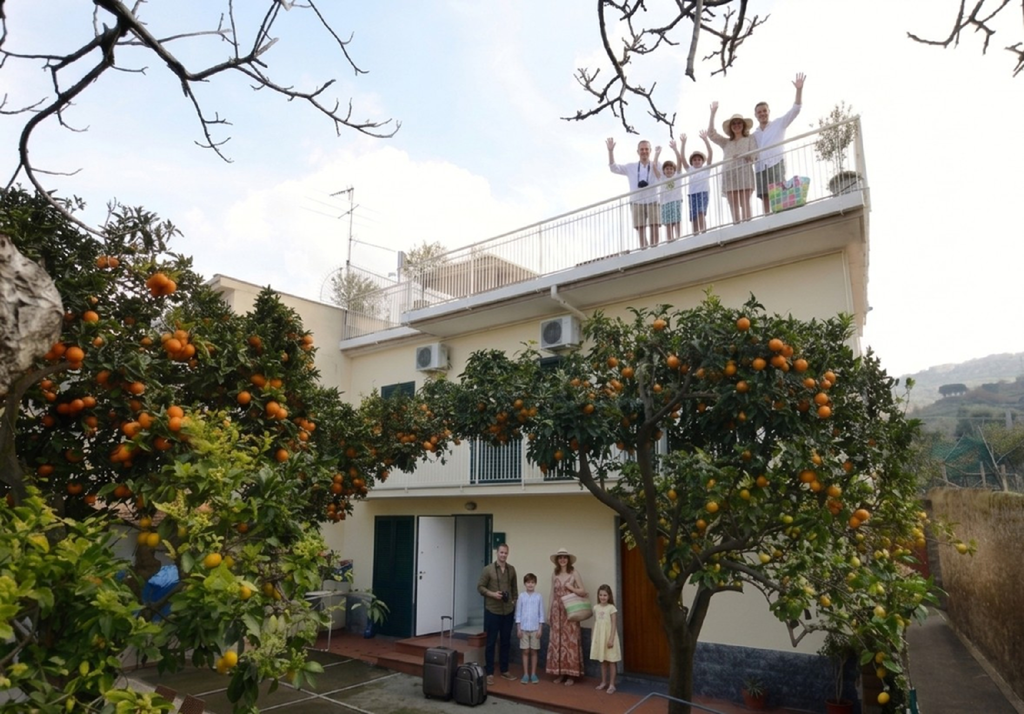 Exterior & Views, La Terrazza Family House, Napoli