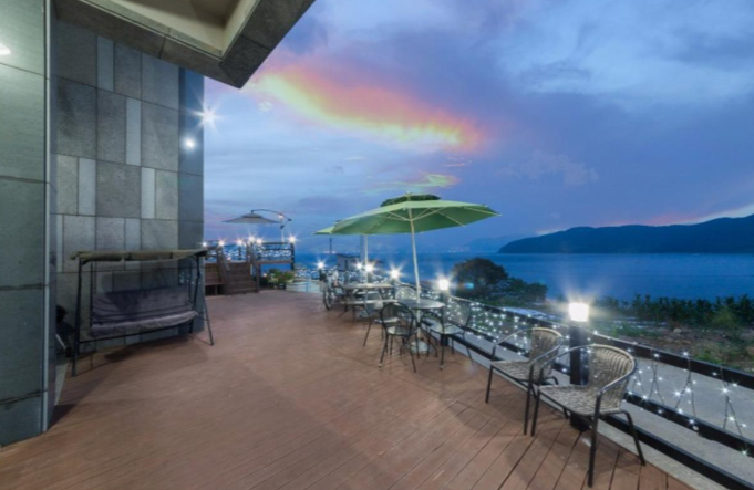 Others 2, Geojedo Top Class Pension, Geoje