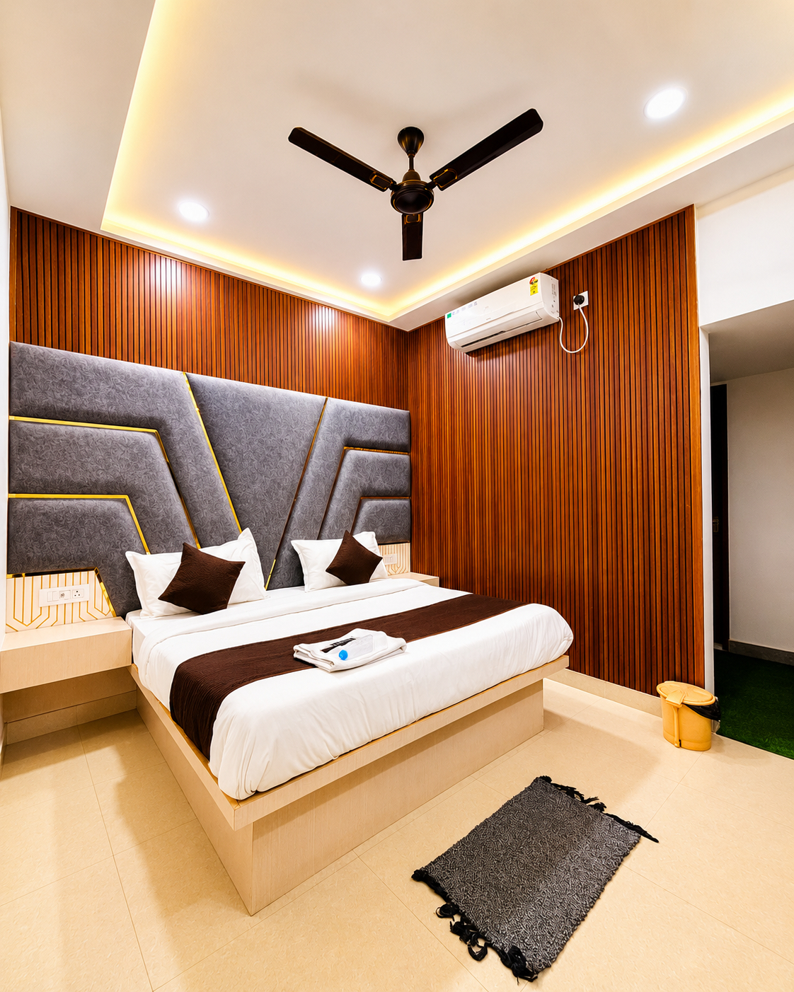 Bedroom 3, Hotel Mero Vrindavan, Mathura