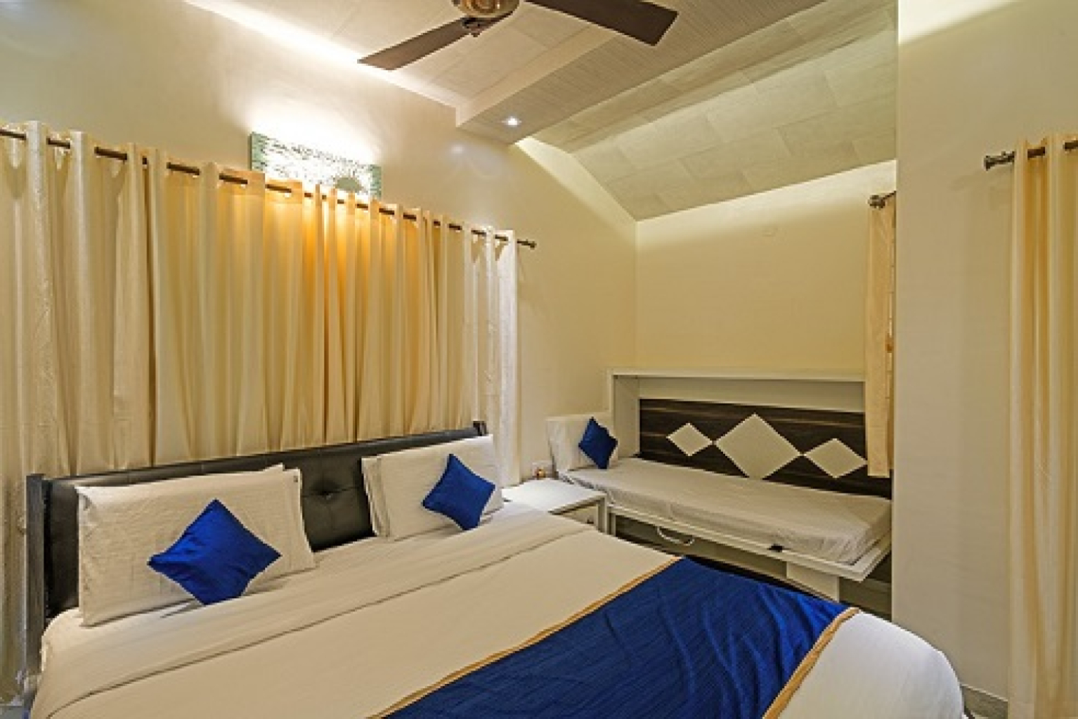 Bedroom 2, The Venue by Seasons Suites , Bangalore Rural