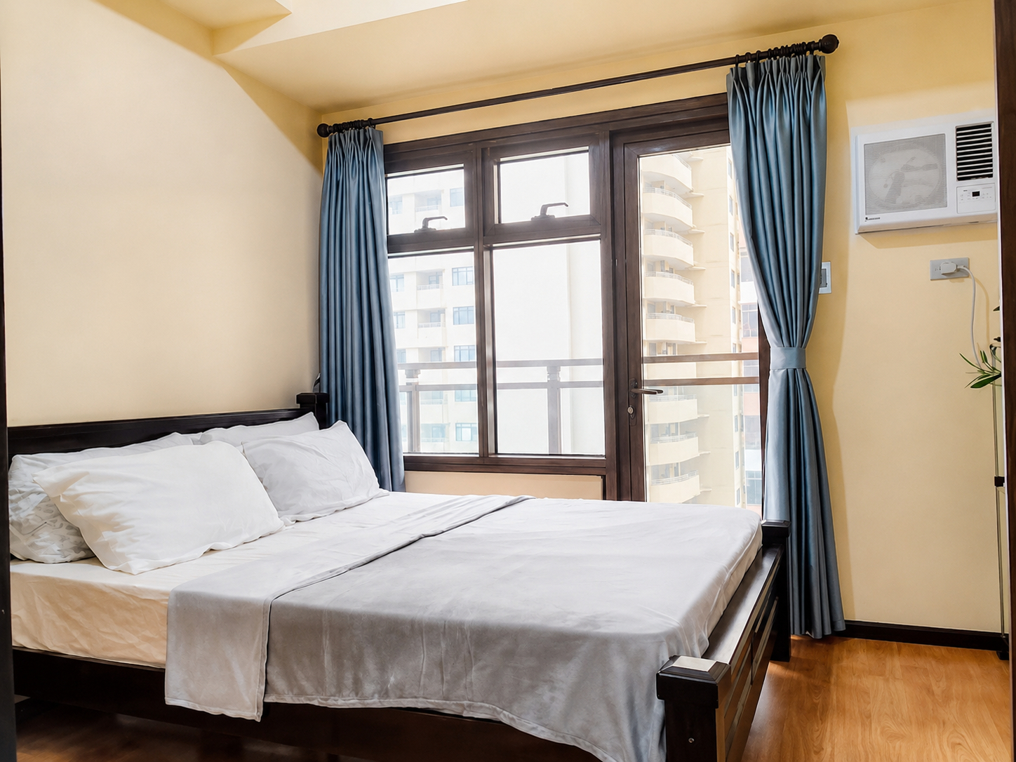 Bedroom 2, Luxurious Haven in the Sky, Pasay City