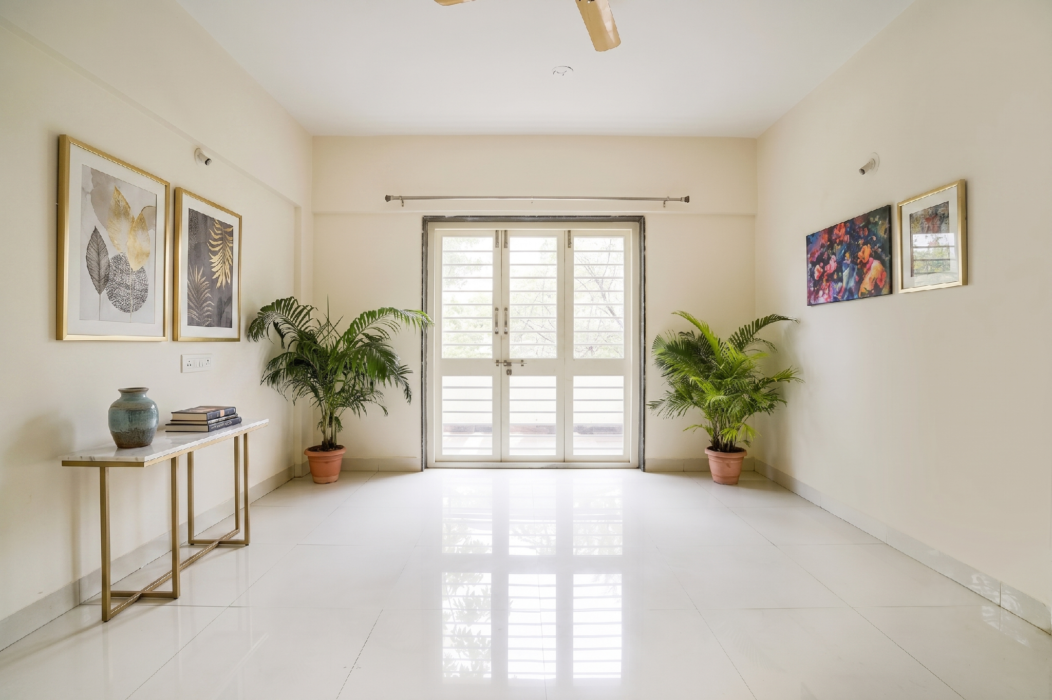 Public Area 3, FabHotel Vardhan House II, Pune