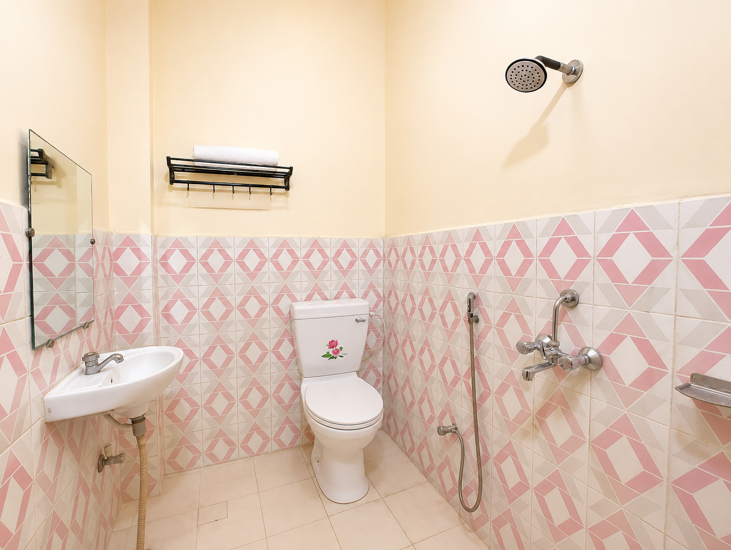 Bathroom, Goroomgo P G on Ganges Varanasi Near Assi Ghat Rooftop View, Varanasi
