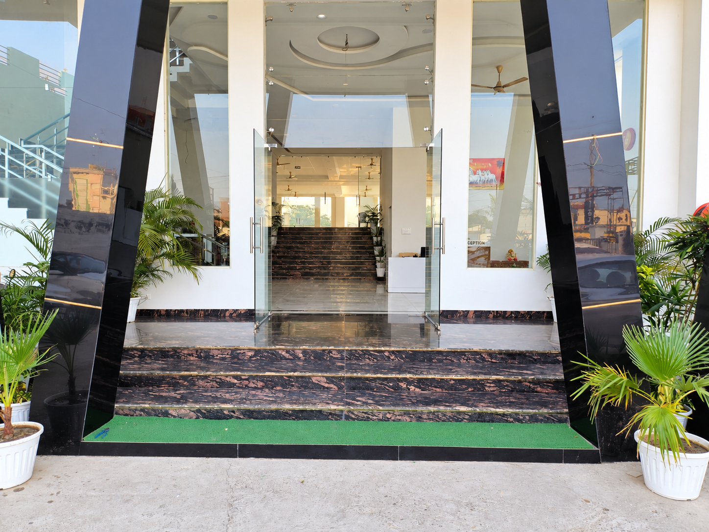 Entrance 5, Hotel Maurya Greens, Udham Singh Nagar