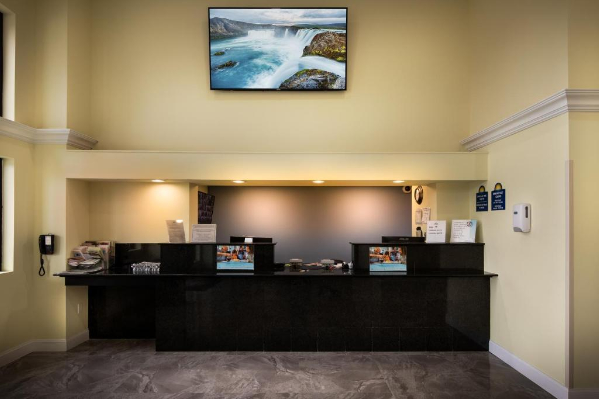 Public Area, Days Inn by Wyndham Wayne, Passaic