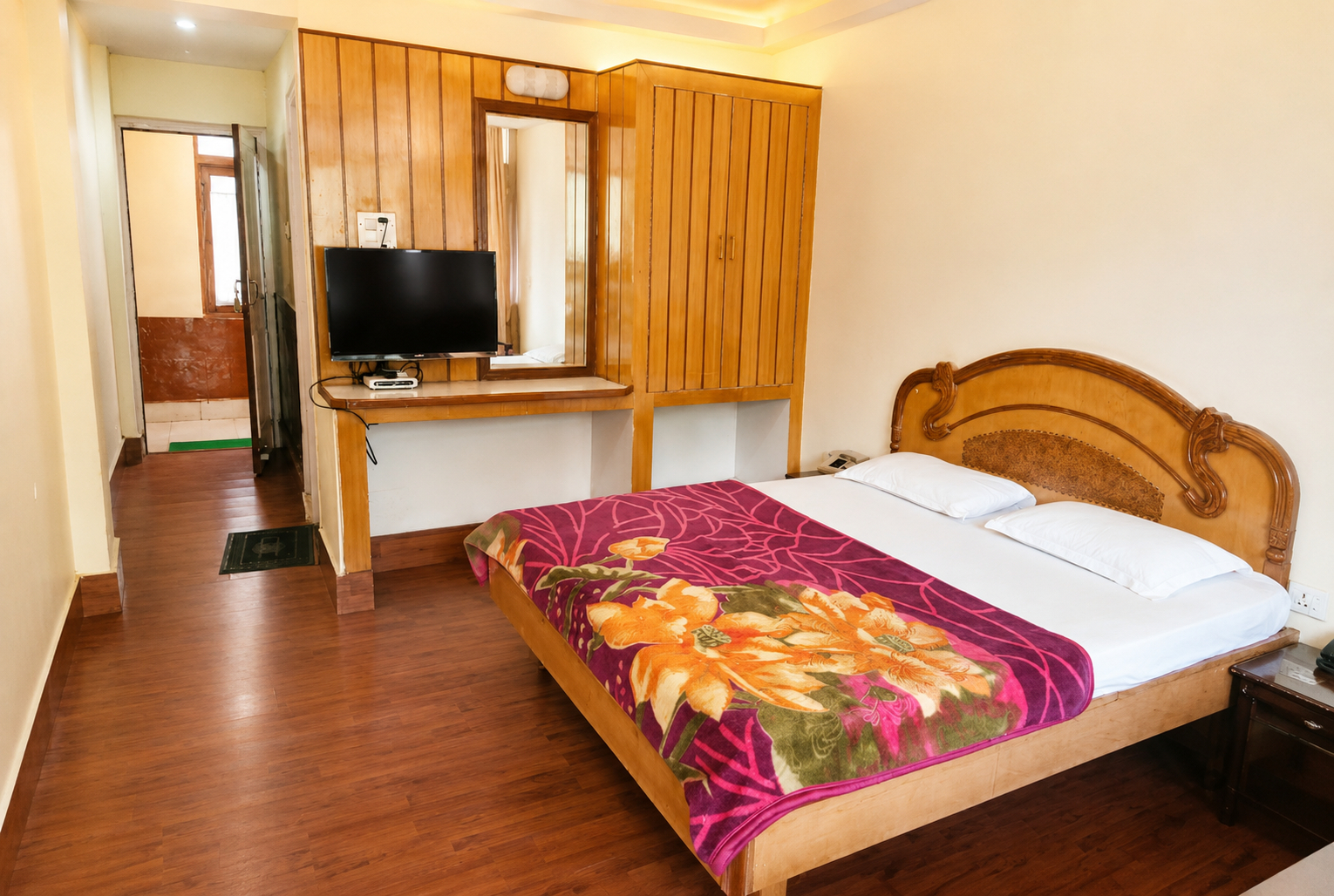 Bedroom, Hotel Megha View (Dalhousie,HP), Chamba