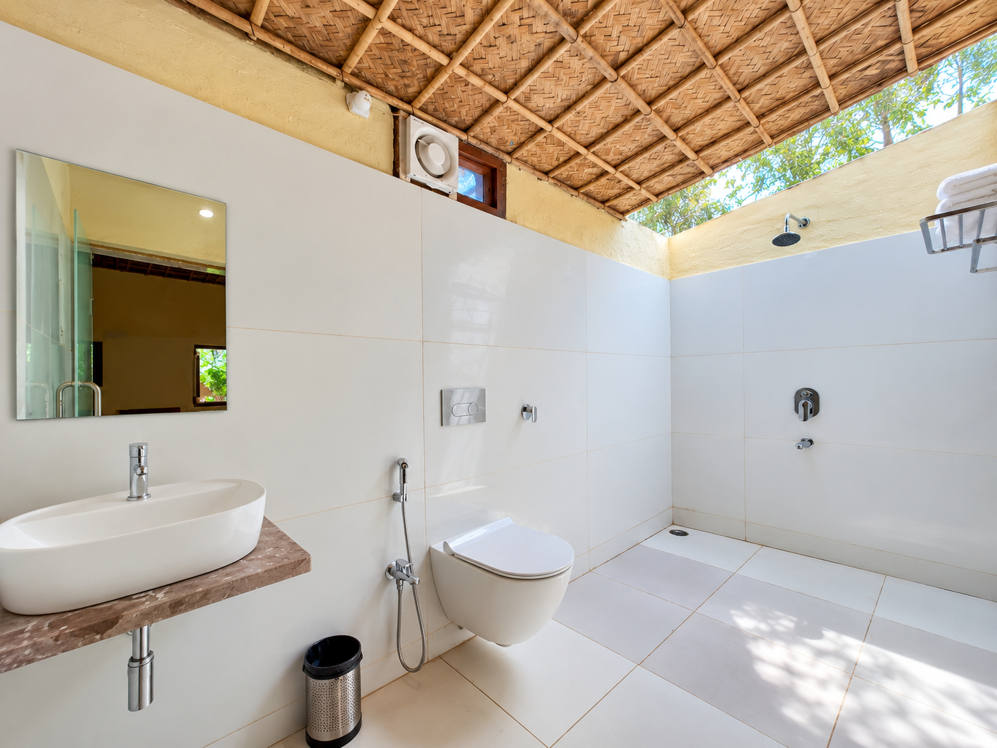 Bathroom, Tgi Insignia Resort And Villas, Bhopal
