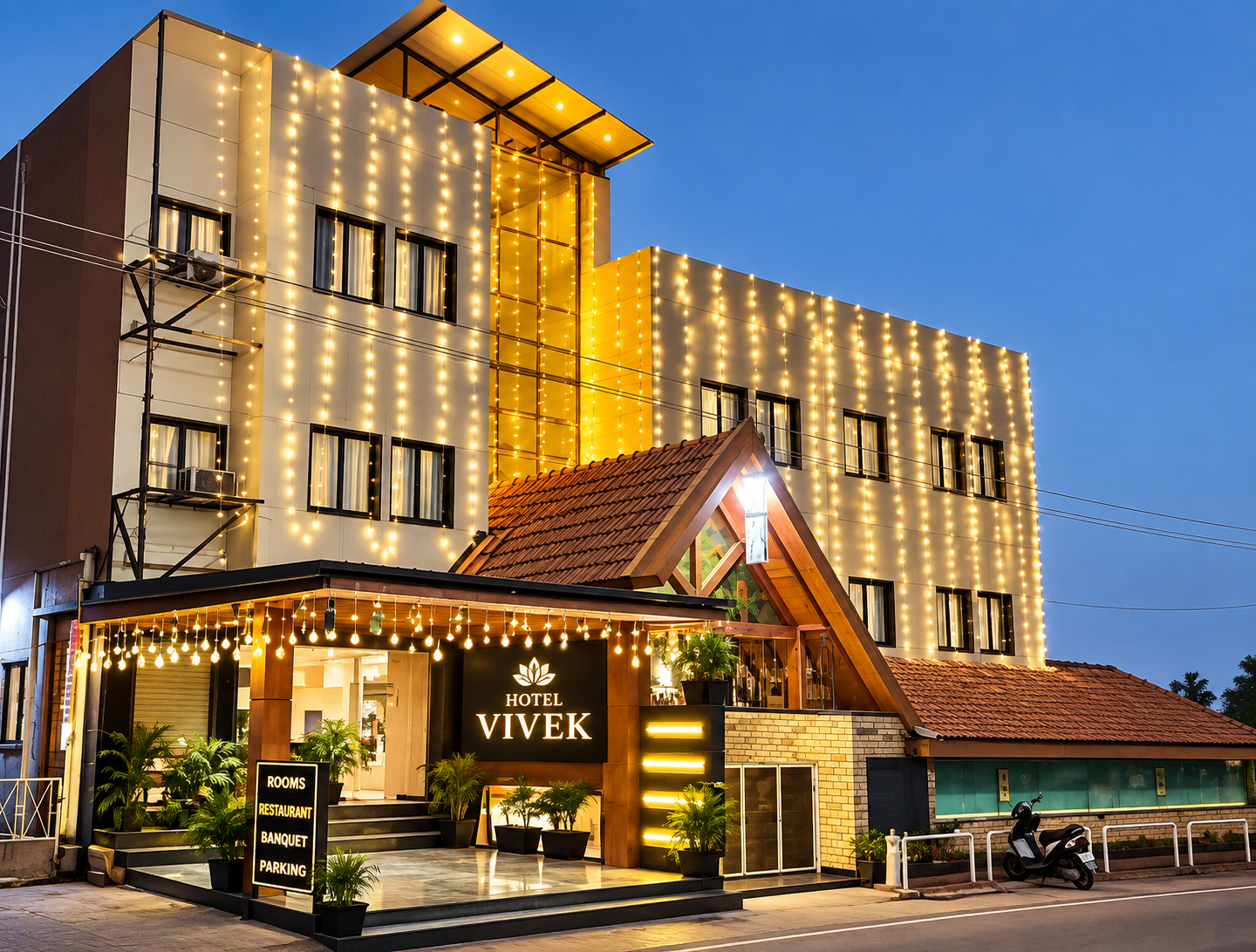 Exterior & Views