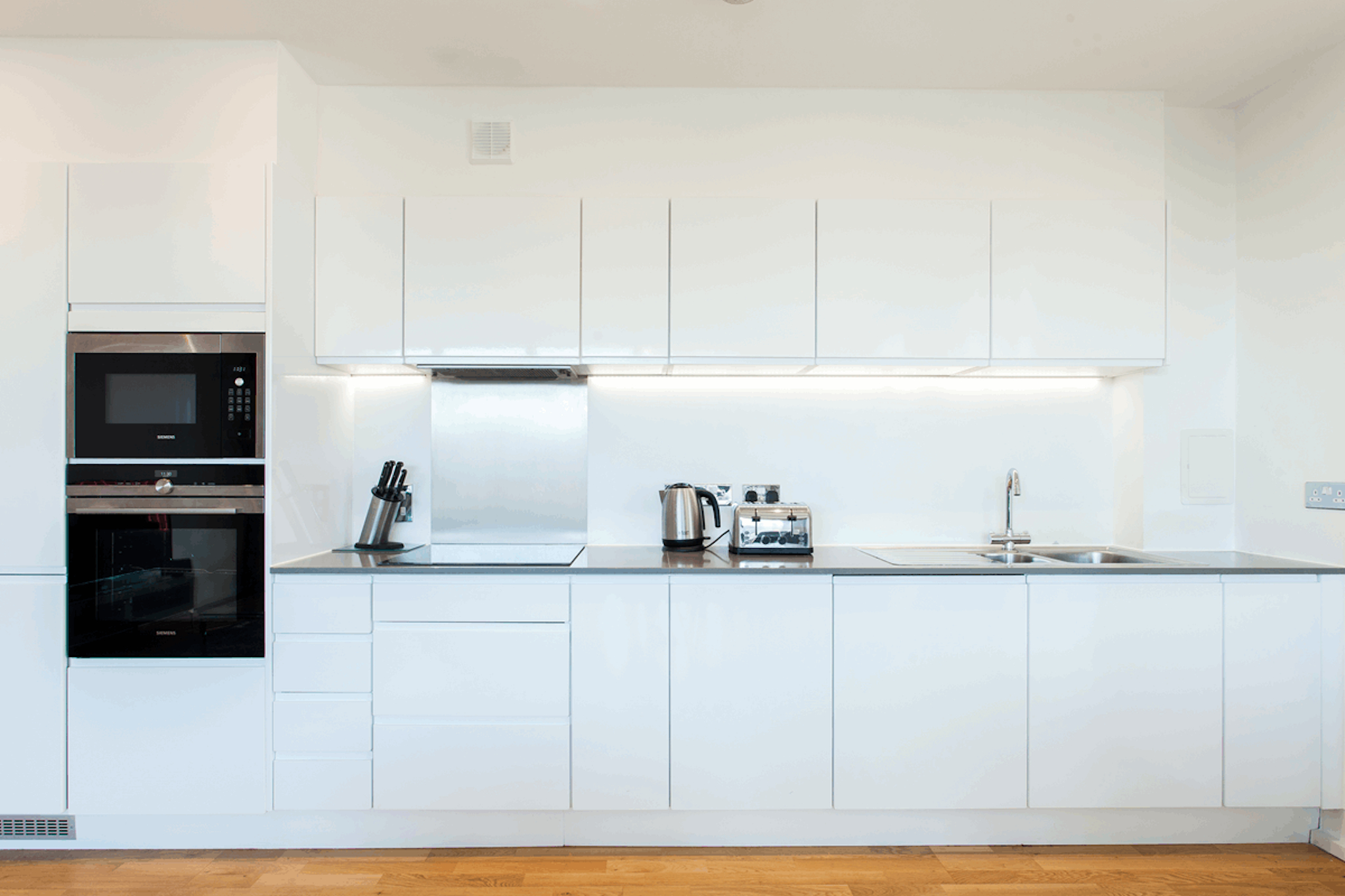 Others 5, Clover Court by Q Apartments, London