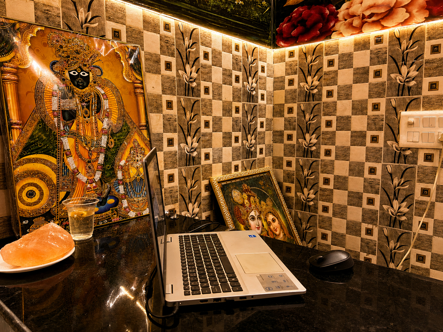 Others 3, Sivago hotel, Mathura