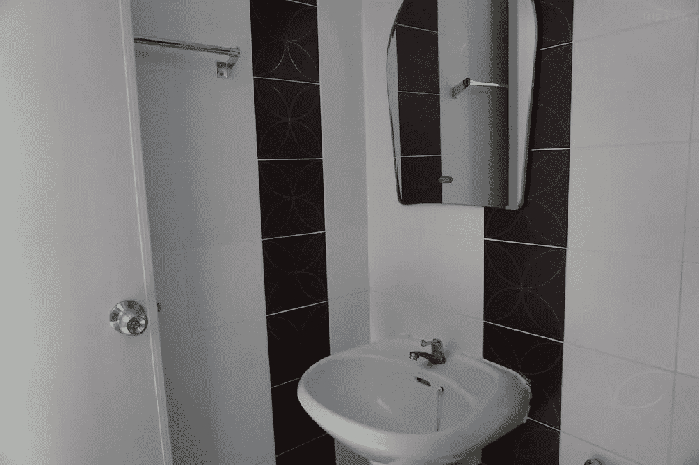 Bathroom 3, Nirakon Hotel, Muang Nakhon Si Thammarat