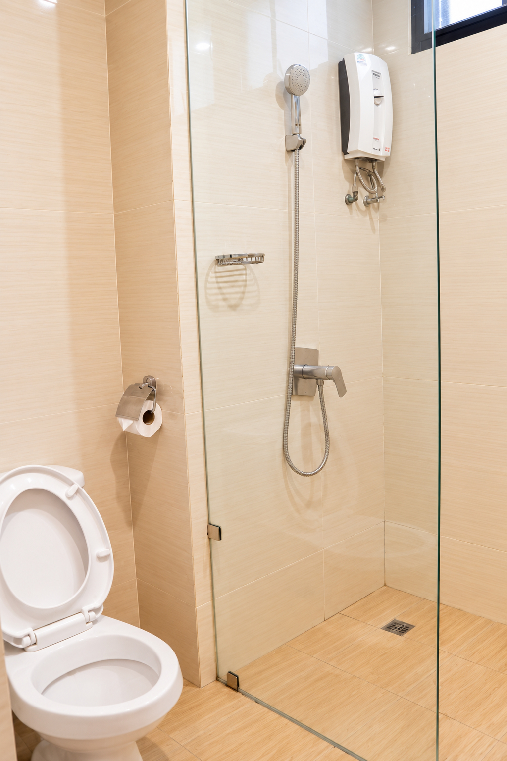 Bathroom, The Royal Gems Golf Resort, Phuttha Mon Thon
