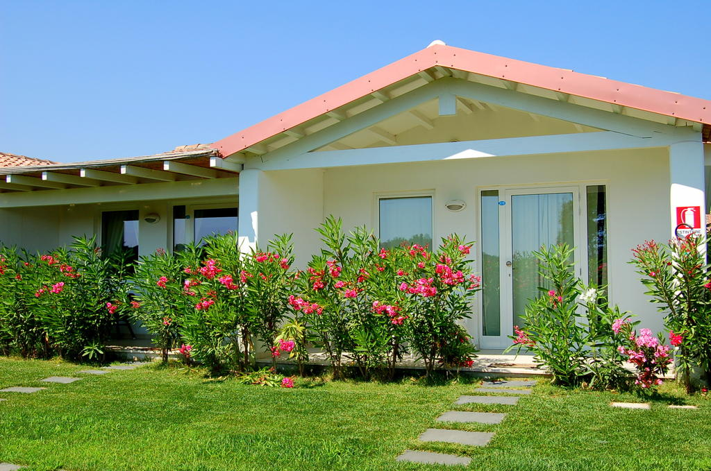 Exterior & Views 1, Beach Hotel Budoni, Nuoro