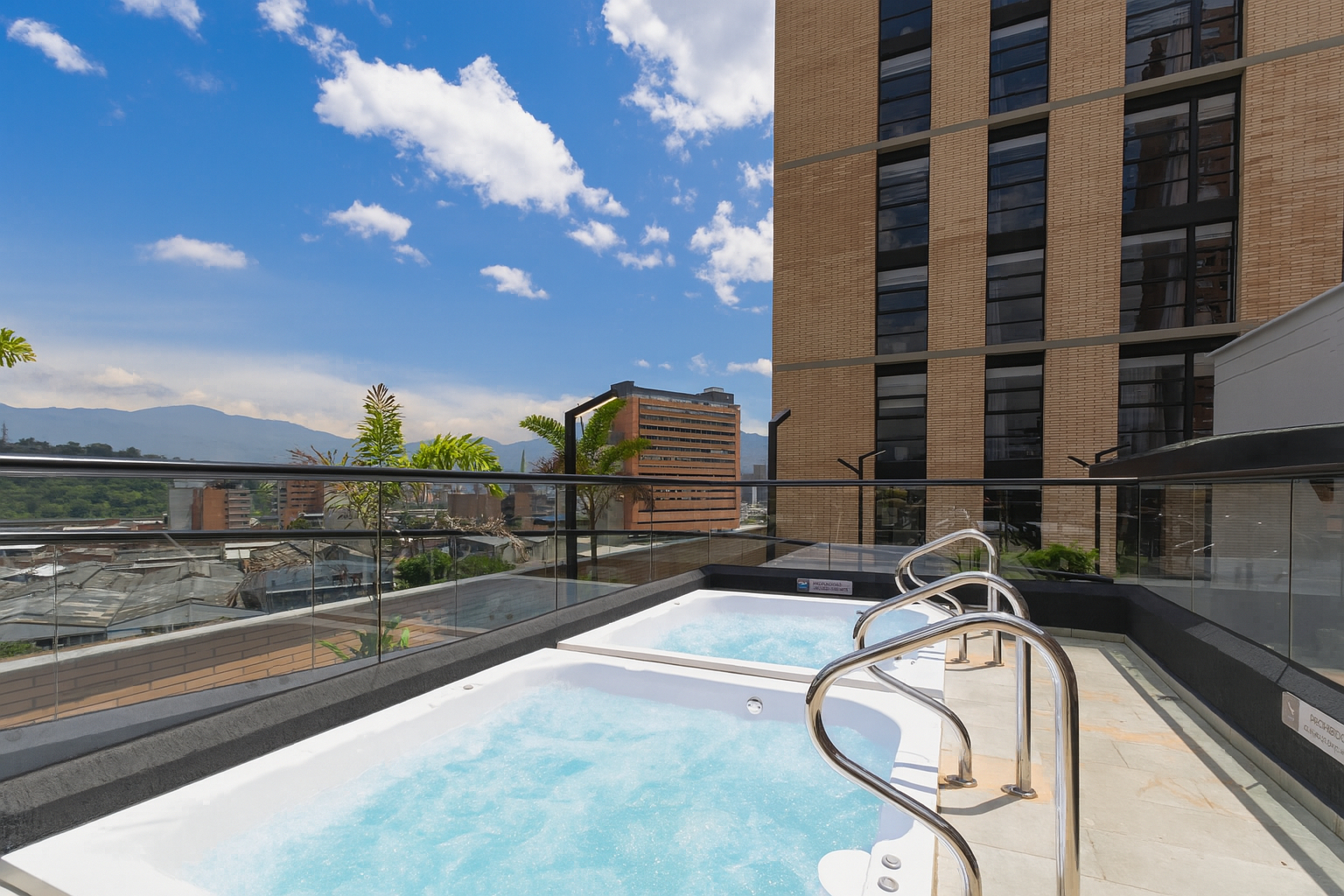 General view 3, Metropolitan Living by HOUSY, Medellín