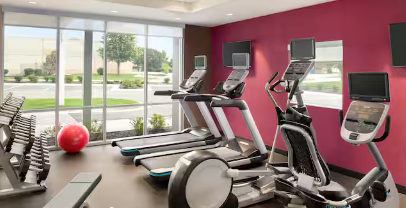 Sports and Entertainment, Home2 Suites by Hilton Waycross, Ware