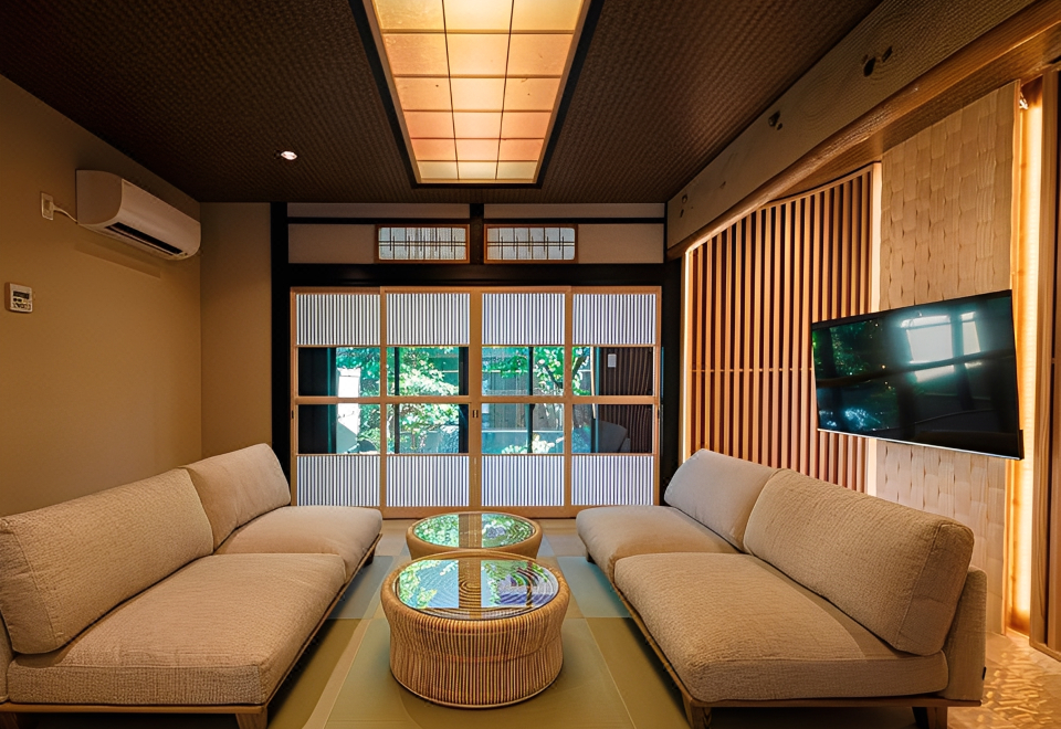 Others 5, Kyoran Ryugetsutei, Kyoto