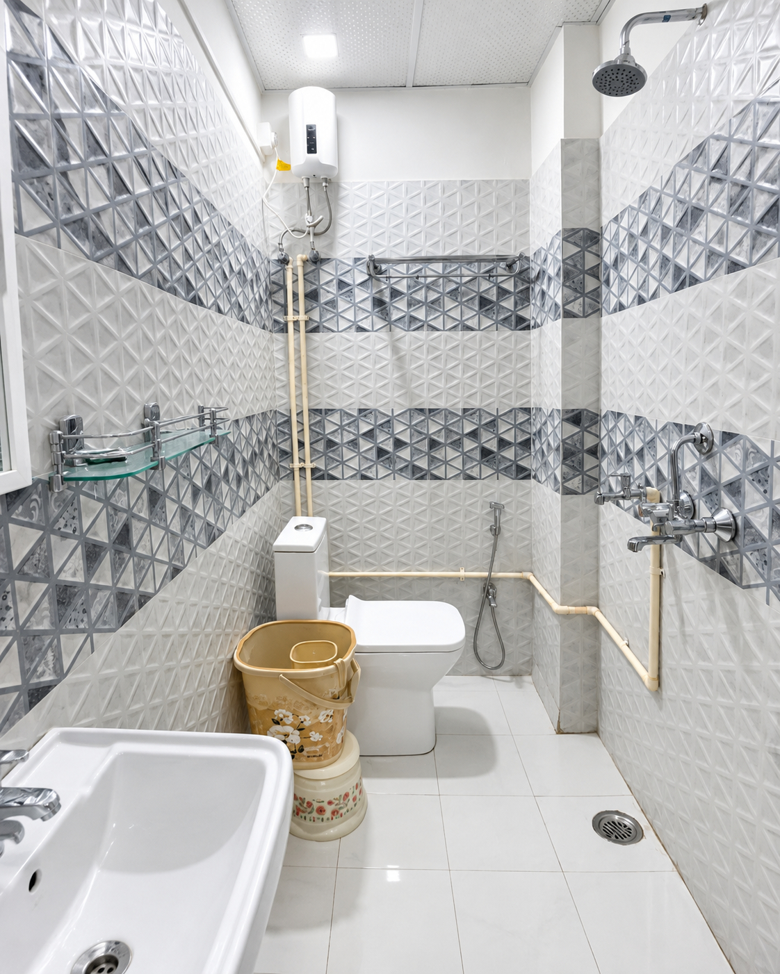 Bathroom 5, Hotel VK Inn, Kaushambi