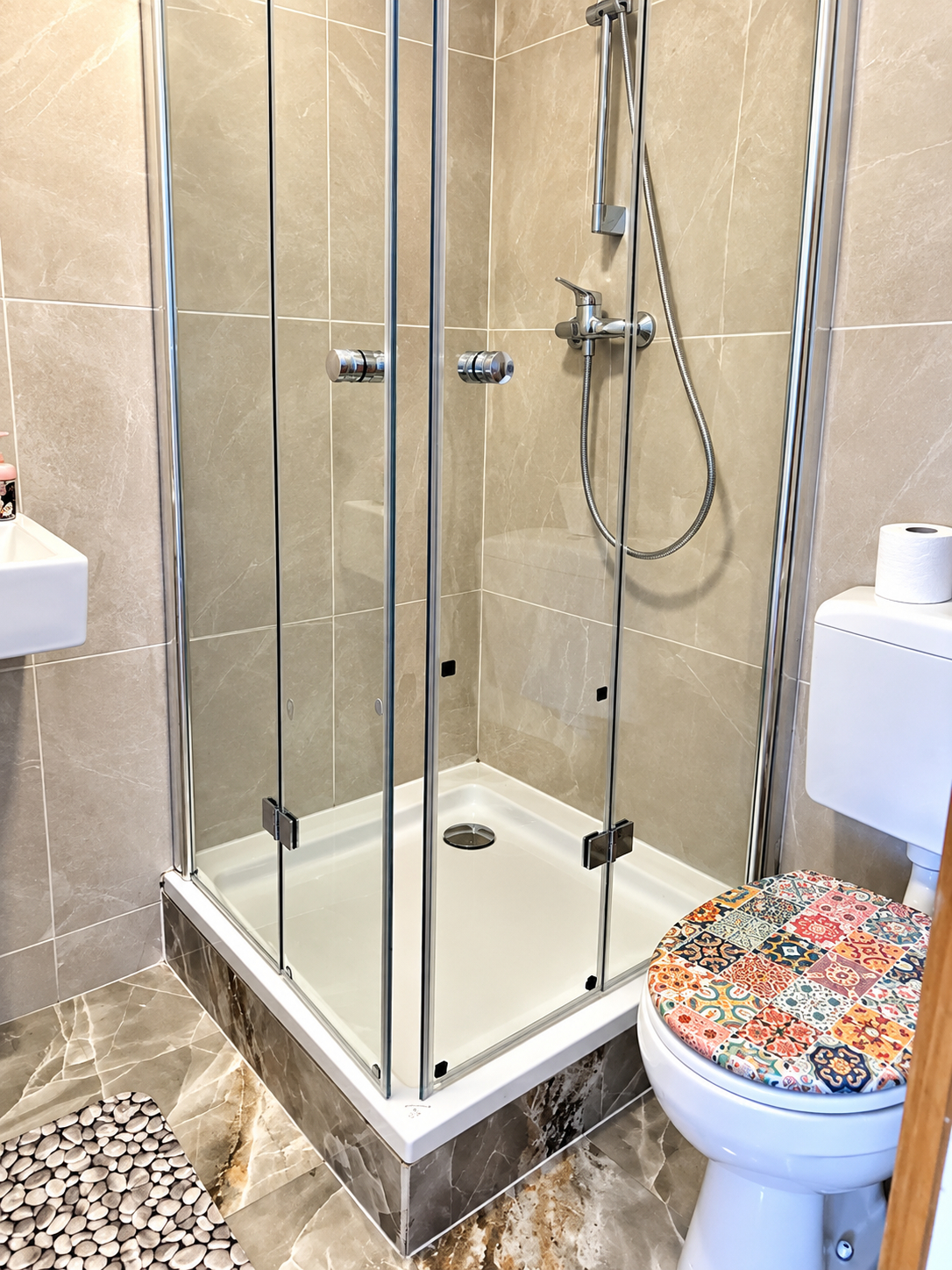 Bathroom 2, Hotel Dreischlager Hof, Neuwied