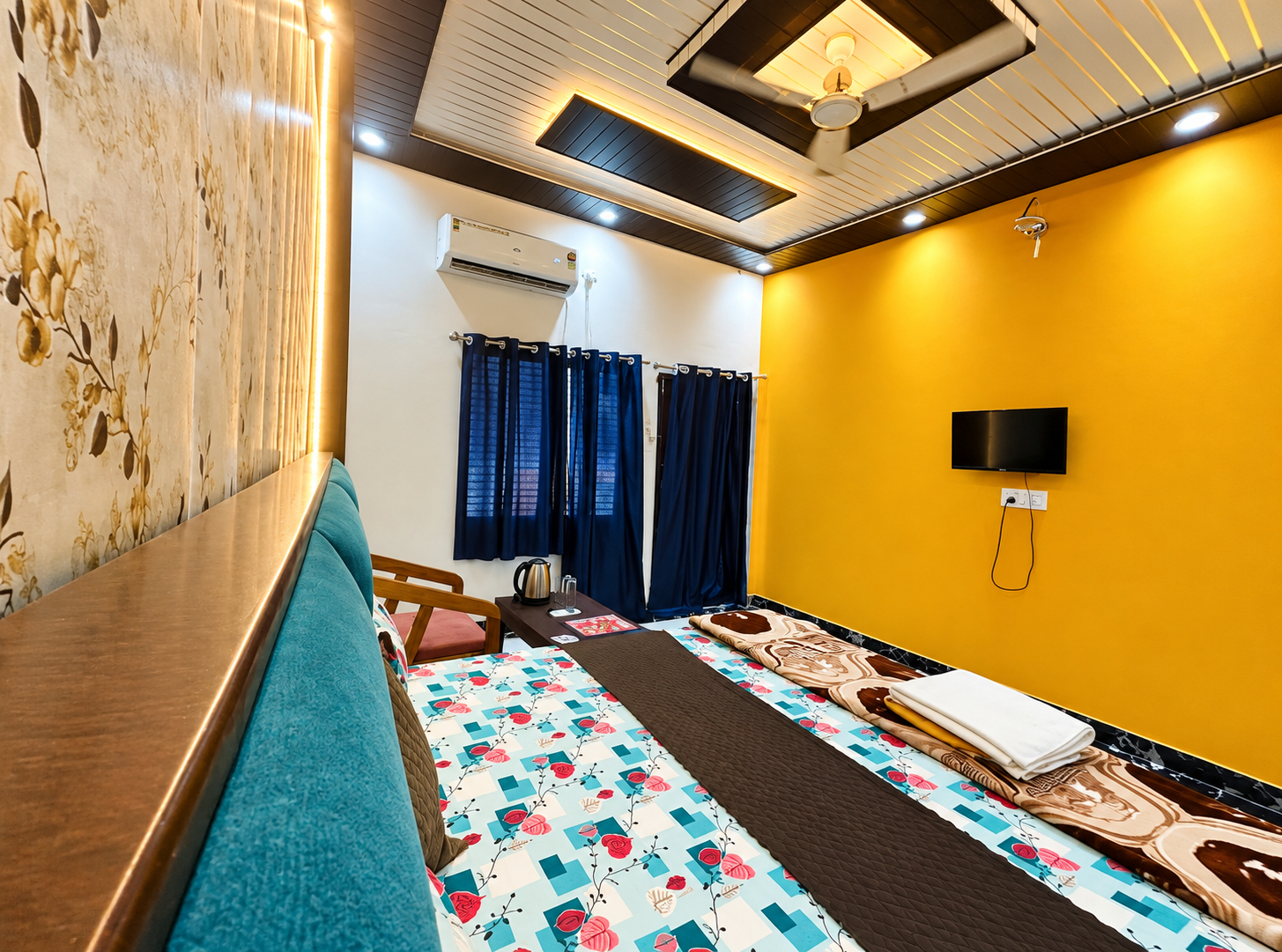 Bedroom 4, Vishnu Priya Guest House Ayodhya, Faizabad