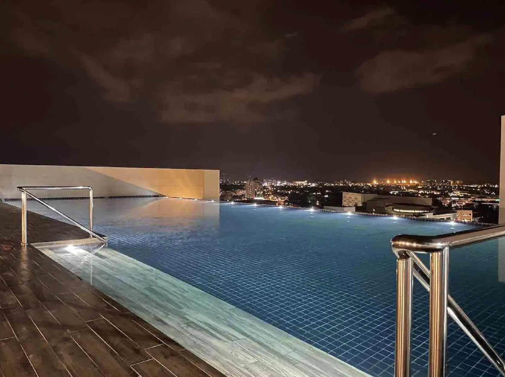 Sport & Beauty 2, APARTMENTS @ PODIUM KUCHING, Kuching