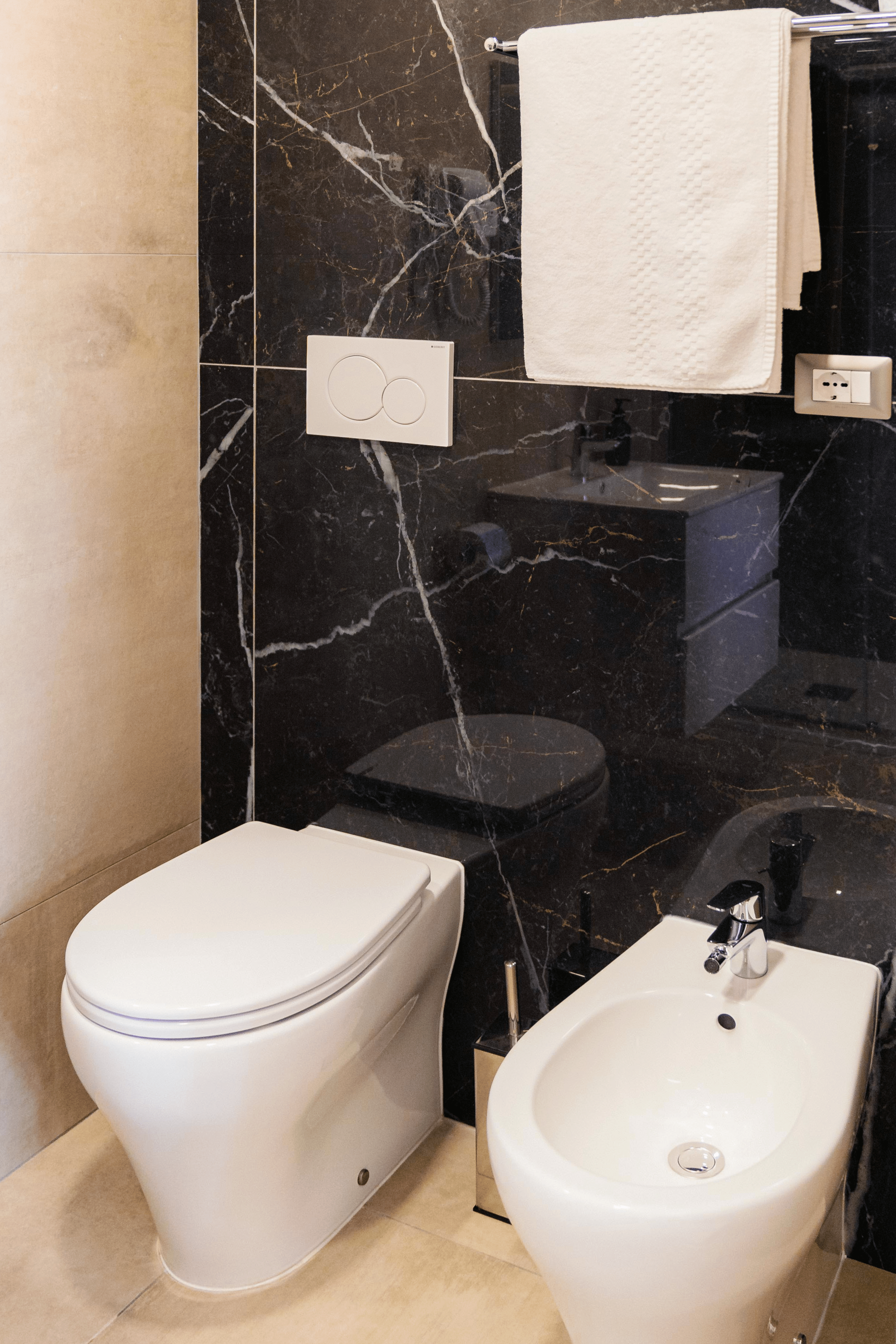 Bathroom 4, Art Boutique Rooms, Crotone