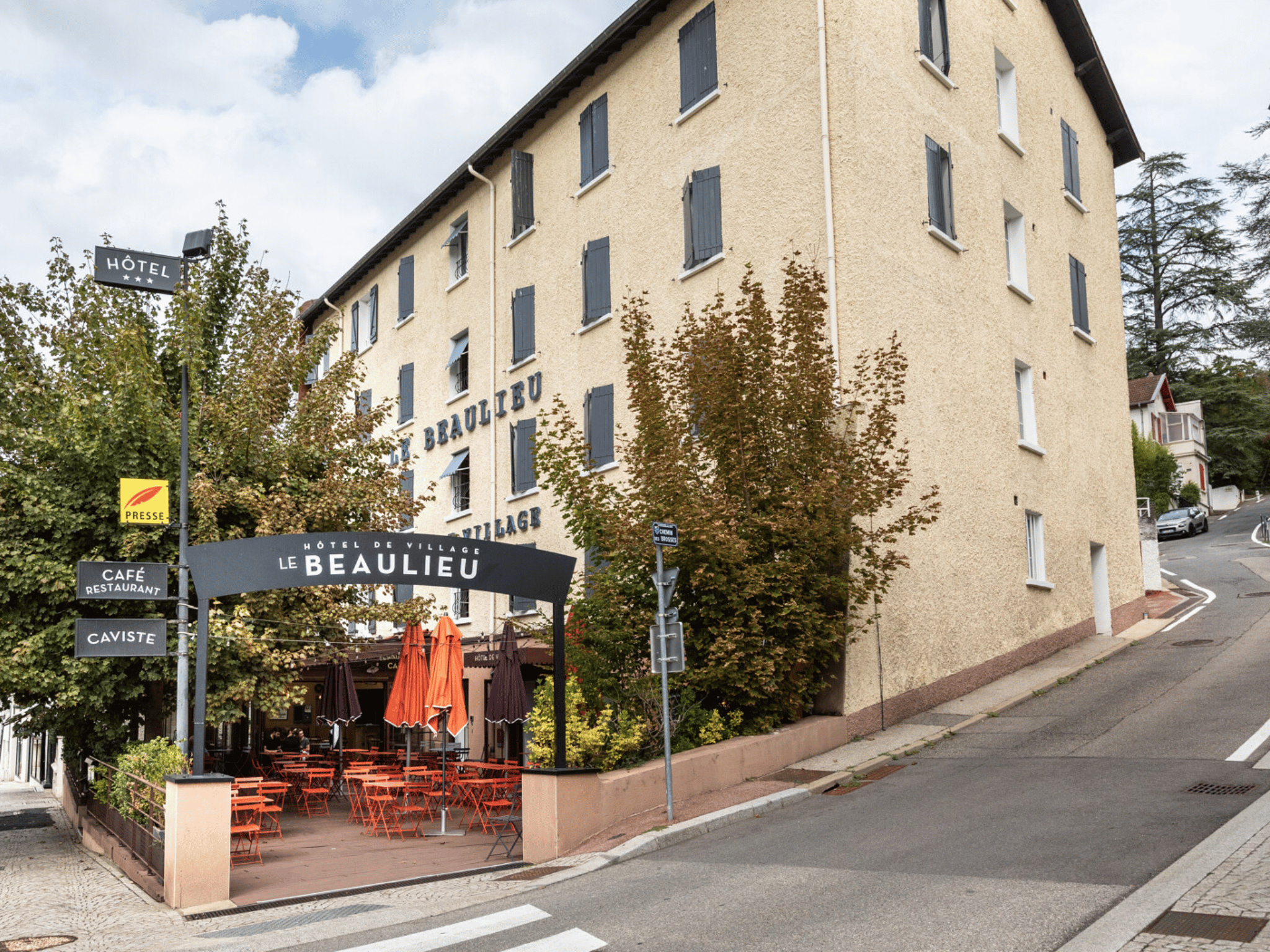 Exterior & Views 1, Hotel Beaulieu Lyon Charbonniv®res, Rhône