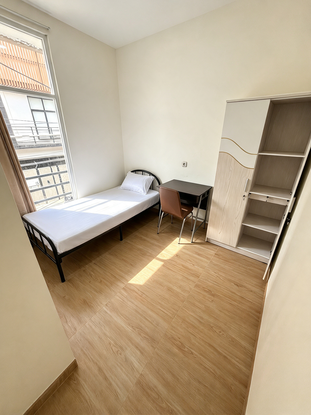 Bedroom, Novaren Guest House Kemanggisan, West Jakarta